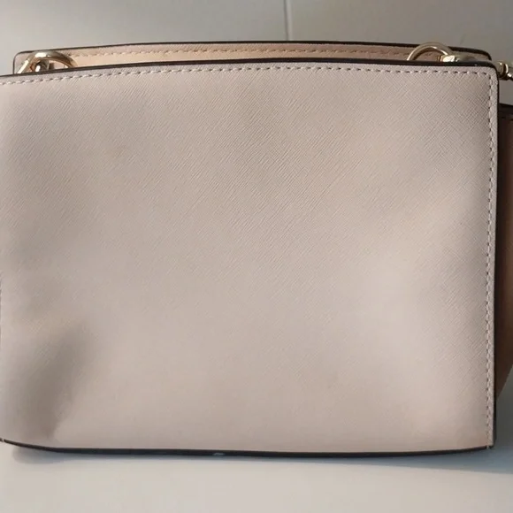 Michael Kors Selma Crossbody - Picture 8 of 14